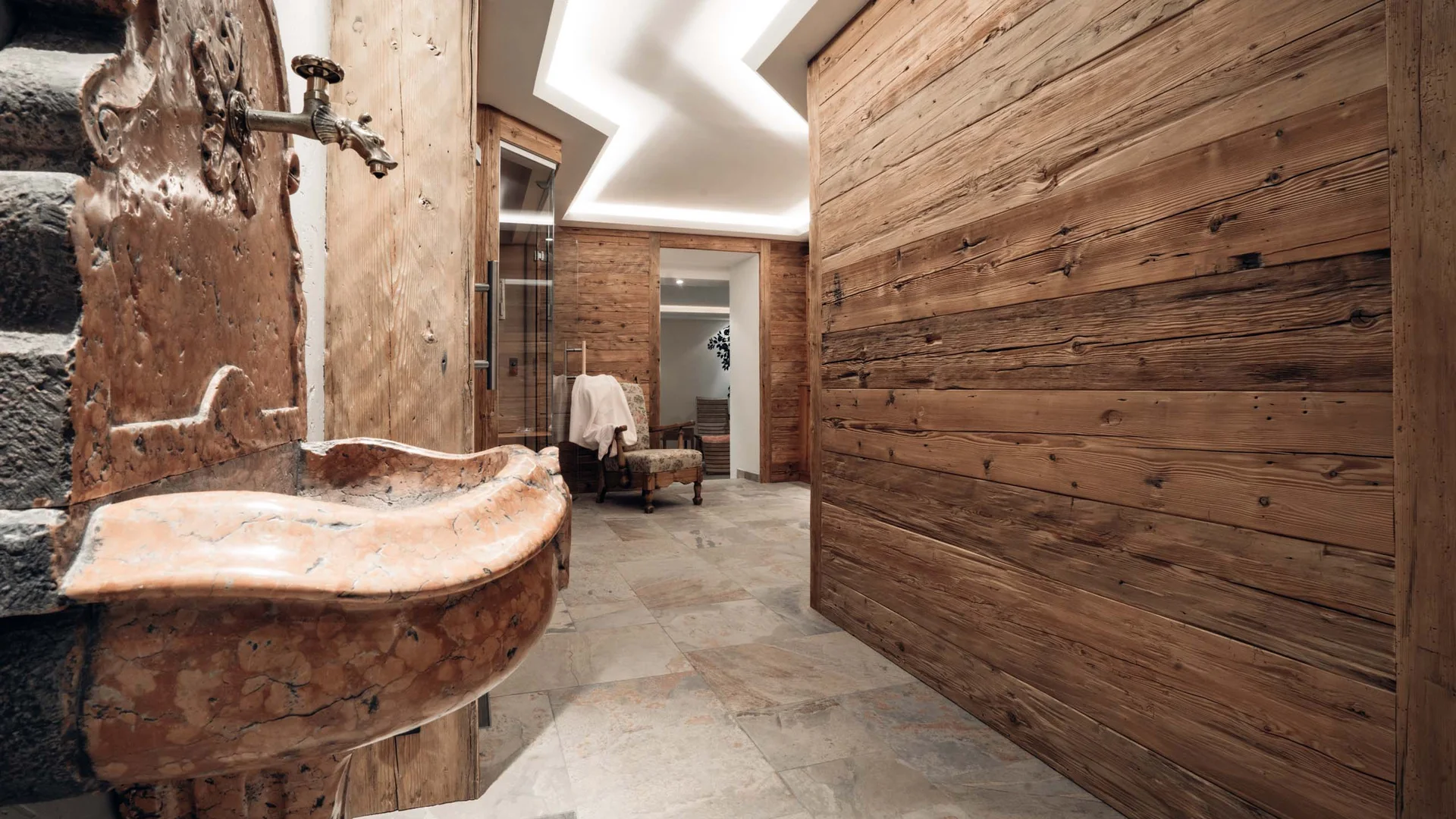 Sauna Lech am Arlberg | Dampfbad & Wellness im Hotel Lech Sauna Lech am Arlberg | Dampfbad & Wellness im Hotel Lech