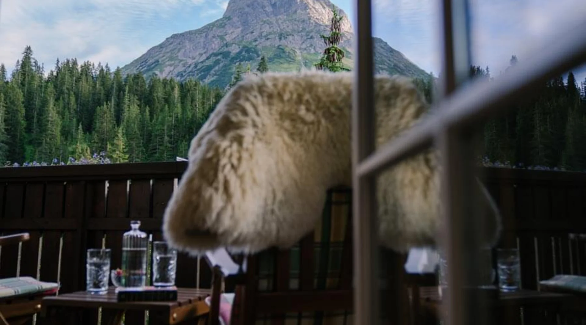 Karriere | Jobs im Hotel Lech am Arlberg Karriere | Jobs im Hotel Lech am Arlberg