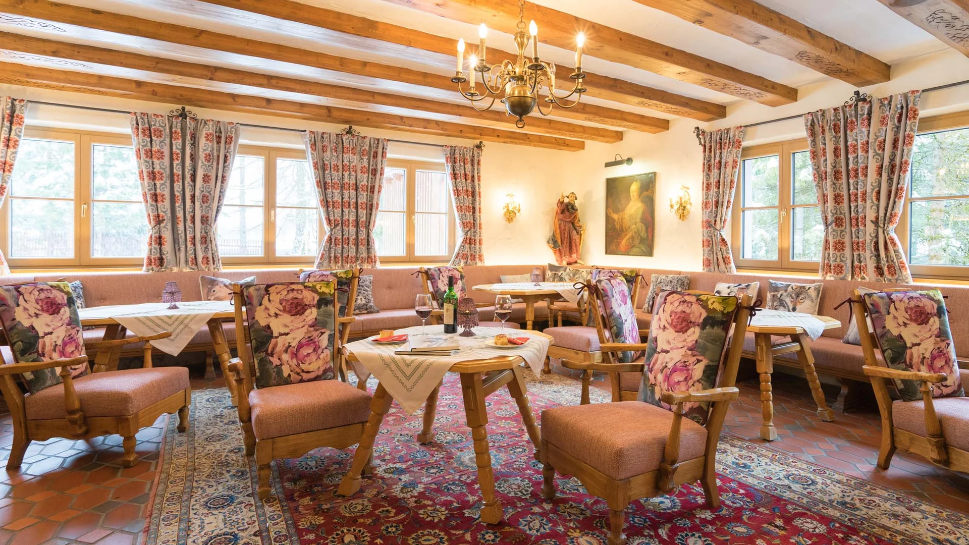 Hotel Lech in Lech am Arlberg | Sehr b‘sundrig seit 1954